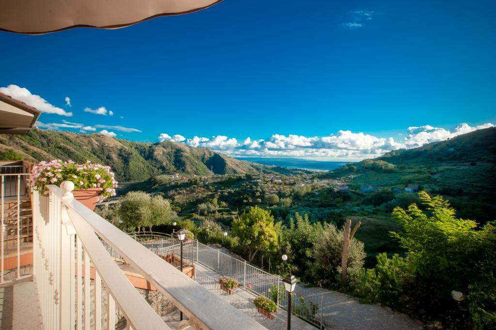 Agriturismo U' Casinu Da Scala Кампора-Сан-Джованни Экстерьер фото